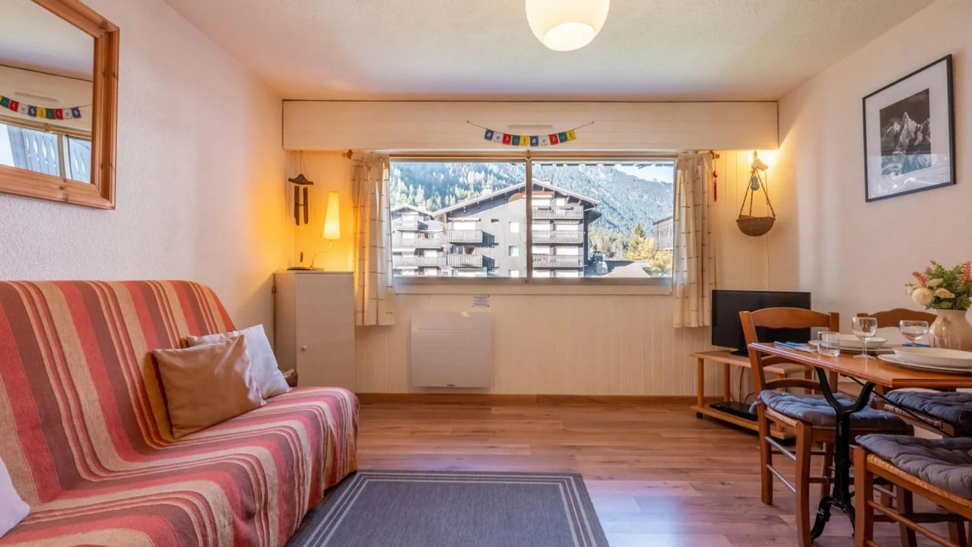 Typical Apartment In The Heart Of Chamonix