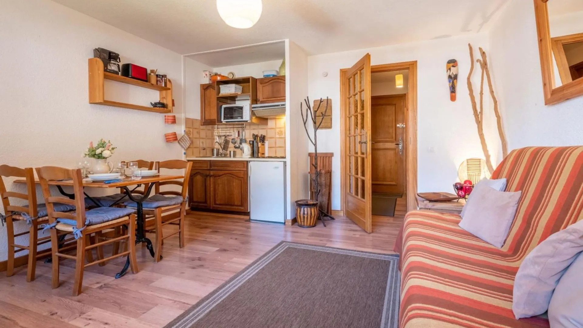 Typical Apartment In The Heart Of Chamonix